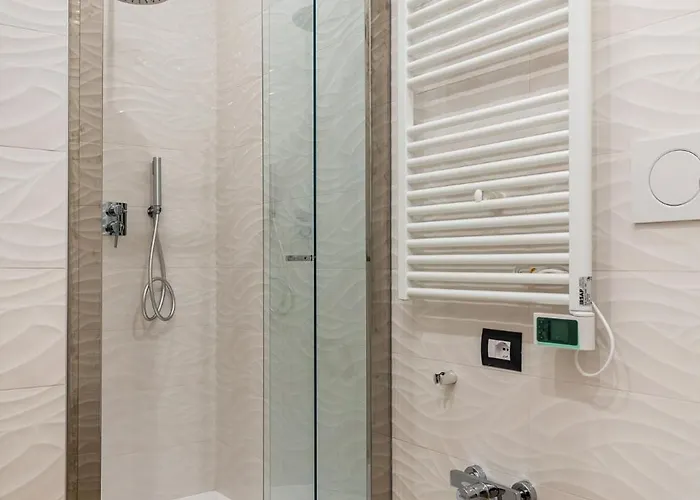 Giorgi Homes - Gold *